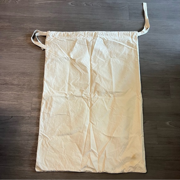 Pottery Barn Neutral Tan 100% Cotton Canvas Drawstring Laundry Bag Dorm Large - Picture 10 of 11